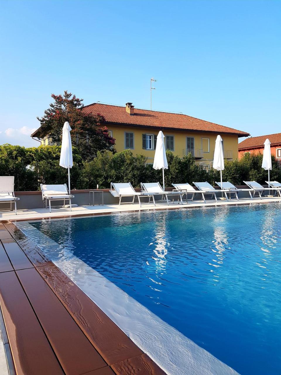 Locanda Ferro Uno, Golf Citta Di Asti Bagian luar foto